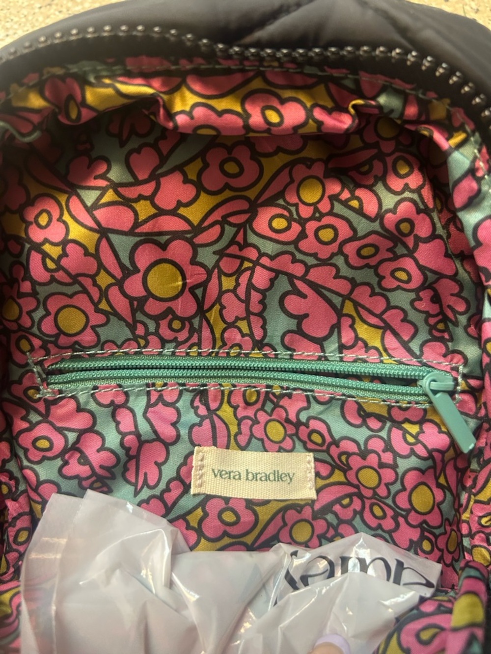 Vera Bradley Lorman  Black Quilted Crossbody Sling Bag NEW WITH TAGS - Picture 5 of 7